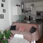 아파트 Cosy Centre 안시