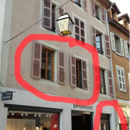 Cosy Centre *